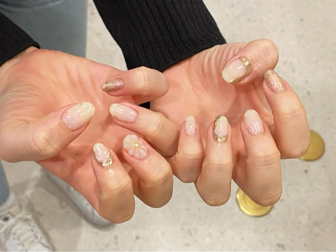 ネイル ハンドネイル Ada sae𓂃 𓈒𓏸のネイルデザイン