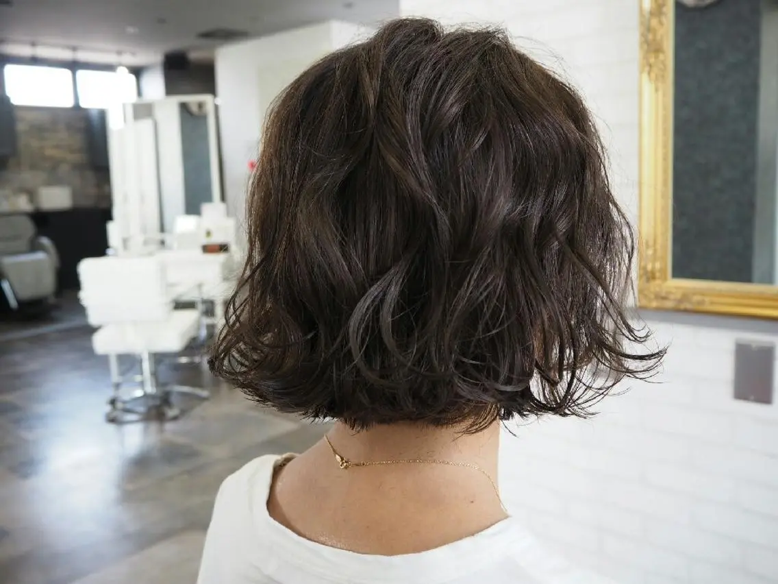 ミディアム カラー パーマ 切りっぱなしボブ ボブ solon船橋2nd Amiのヘアスタイル