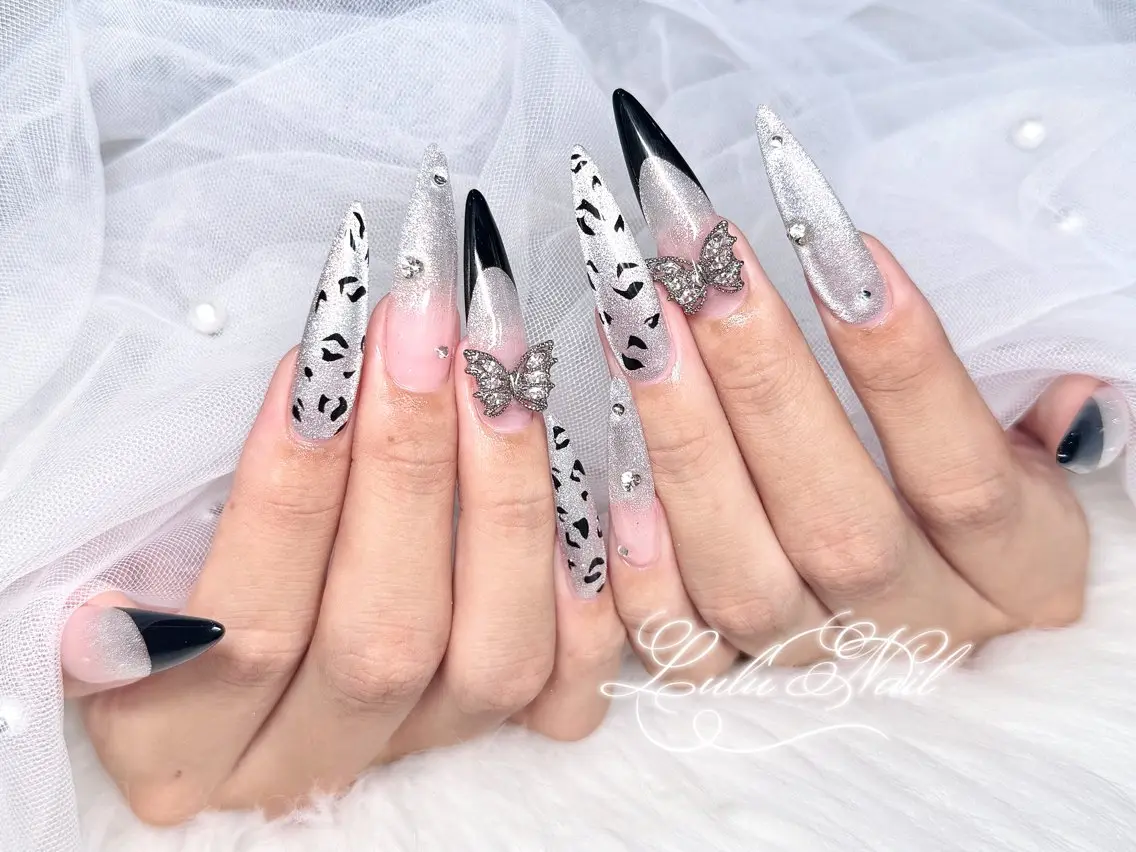ネイル ハンドネイル ユユ🫧Nail Studioのネイルデザイン