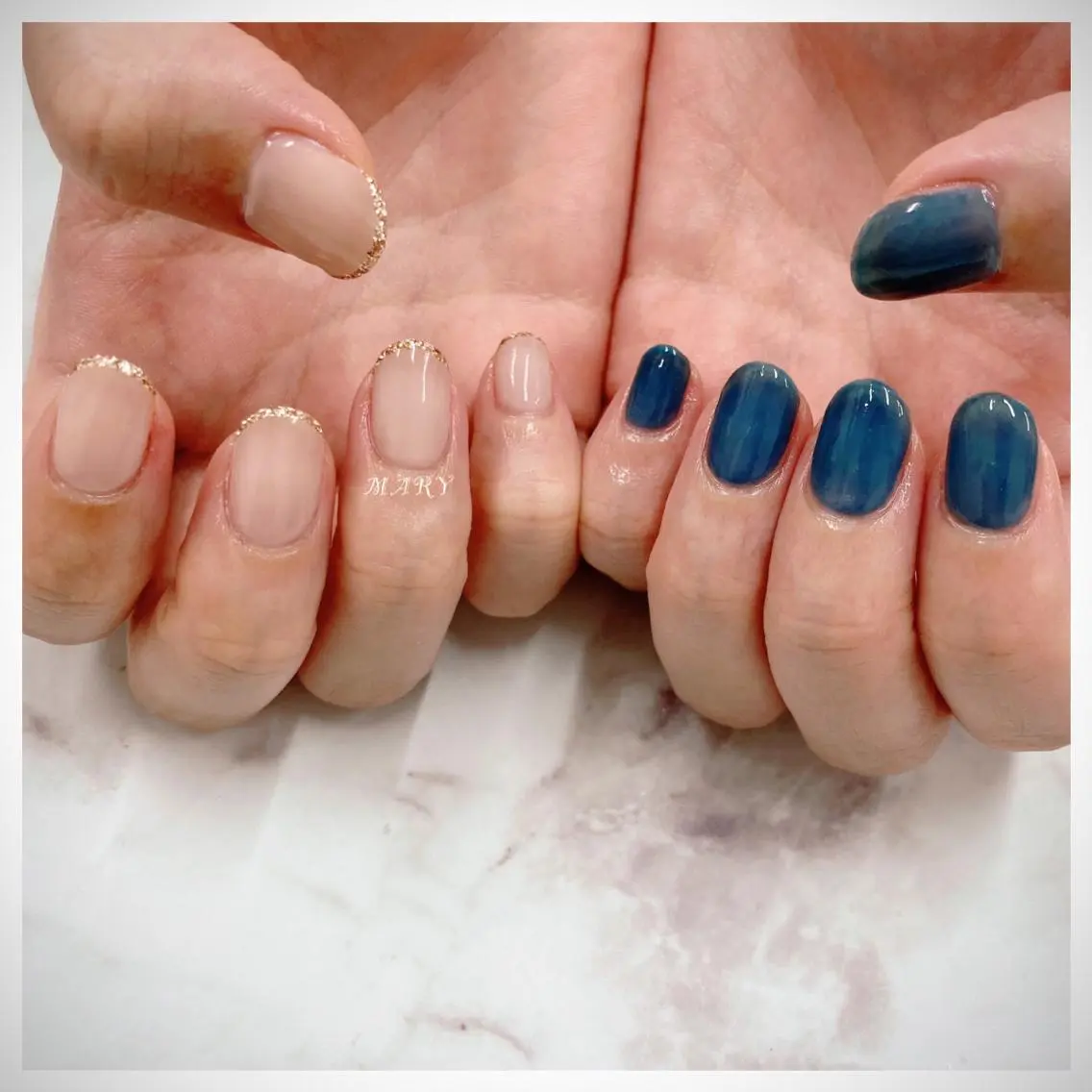 ネイル ブルー ニュアンスネイル ワンカラーネイル シンプルネイル ハンドネイル Mary nail .narumiのネイルデザイン
