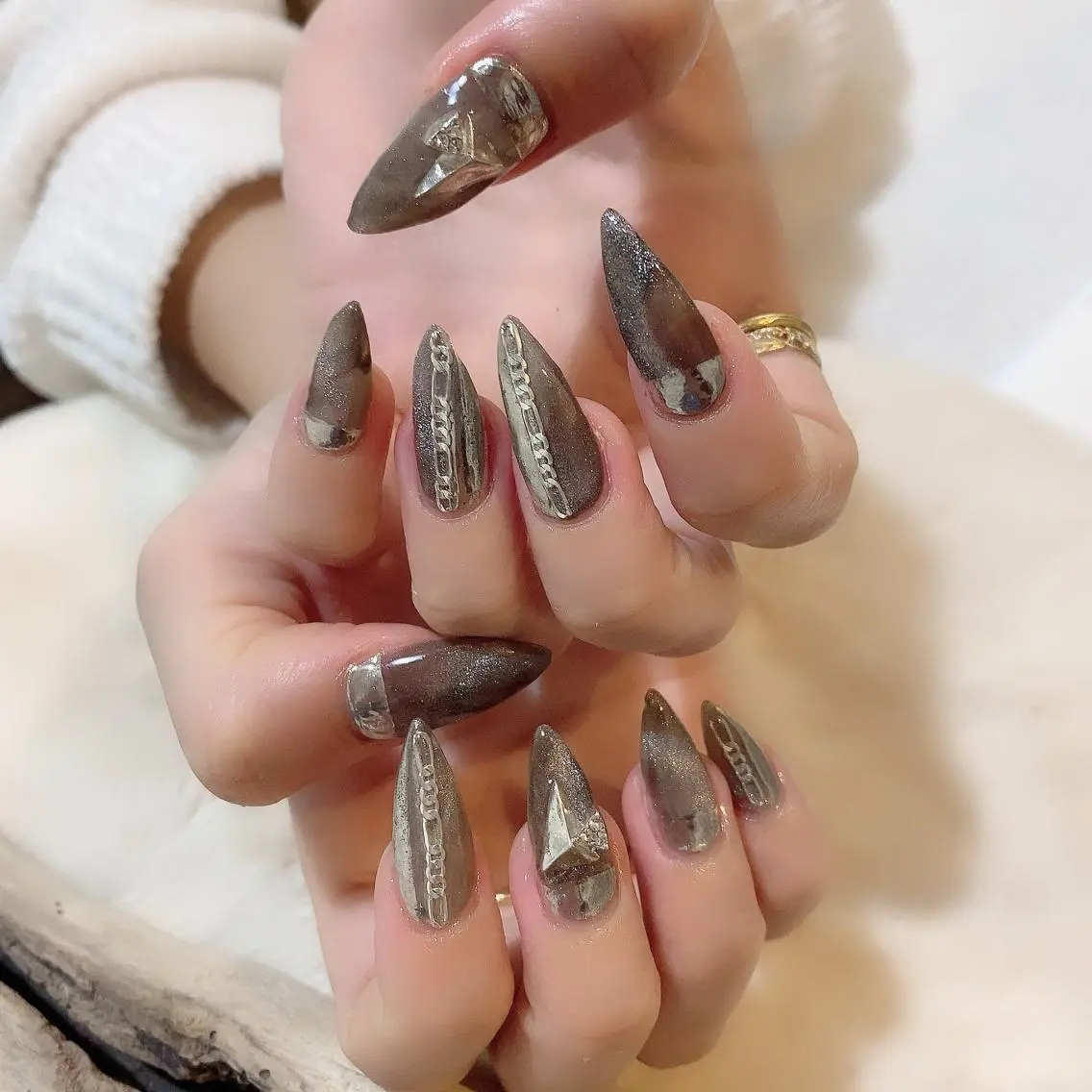 ネイル マグネットネイル ミラーネイル YAS 青柳 安代のネイルデザイン
