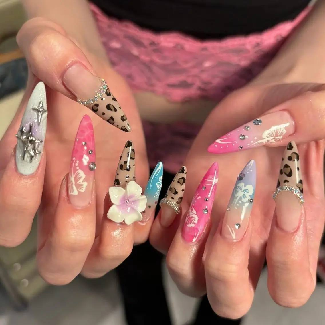ネイル HAPPI NAIL . LEEのネイルデザイン