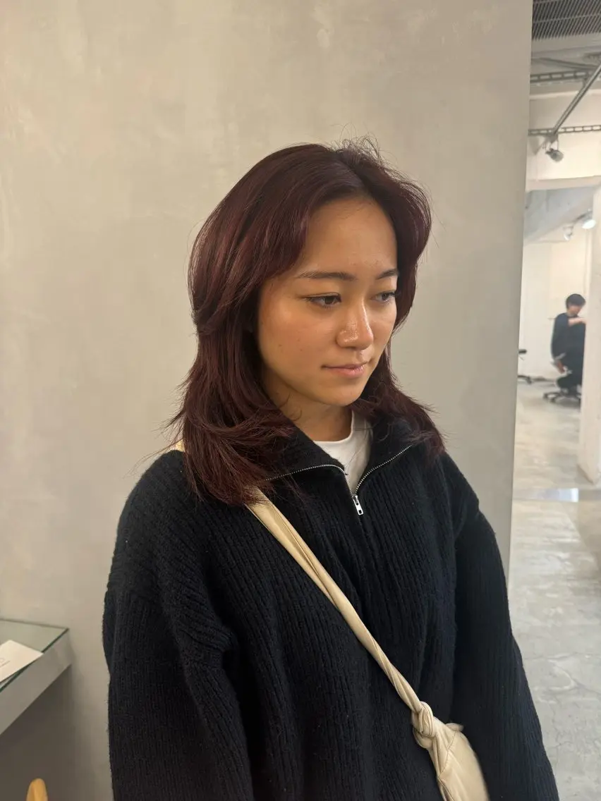 ミディアム カット ヘアカラー トリートメント 新宿/顔周りカット +レイヤー=しずく♩のヘアスタイル