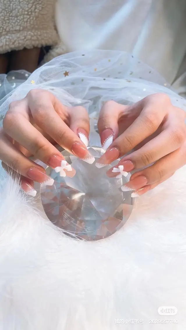 ネイル 💫🌸💕リサ nail ⭐️✨のネイルデザイン