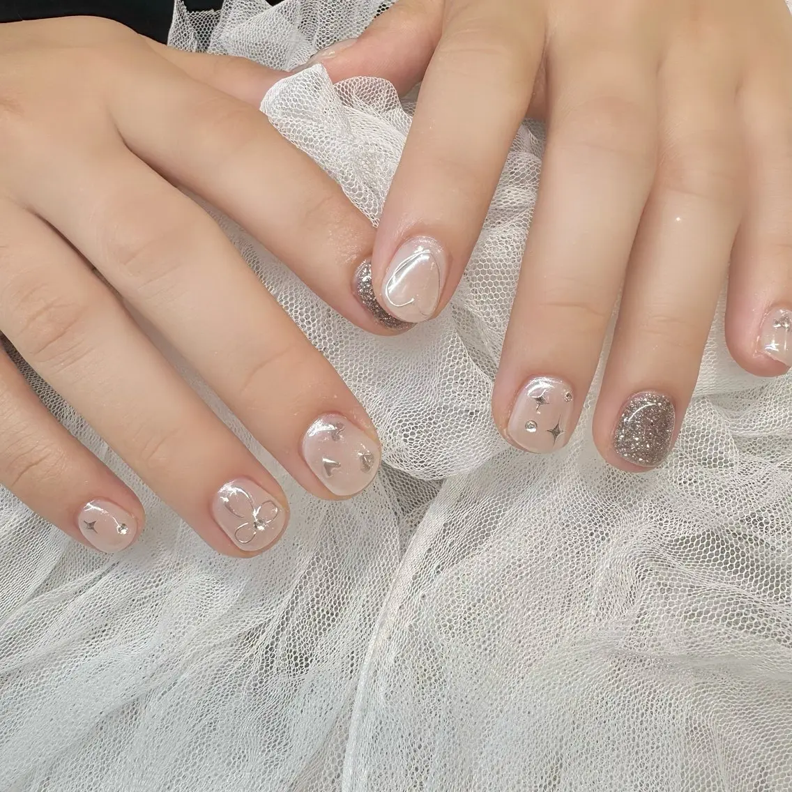 ネイル ハンドネイル 新井 ひなののネイルデザイン