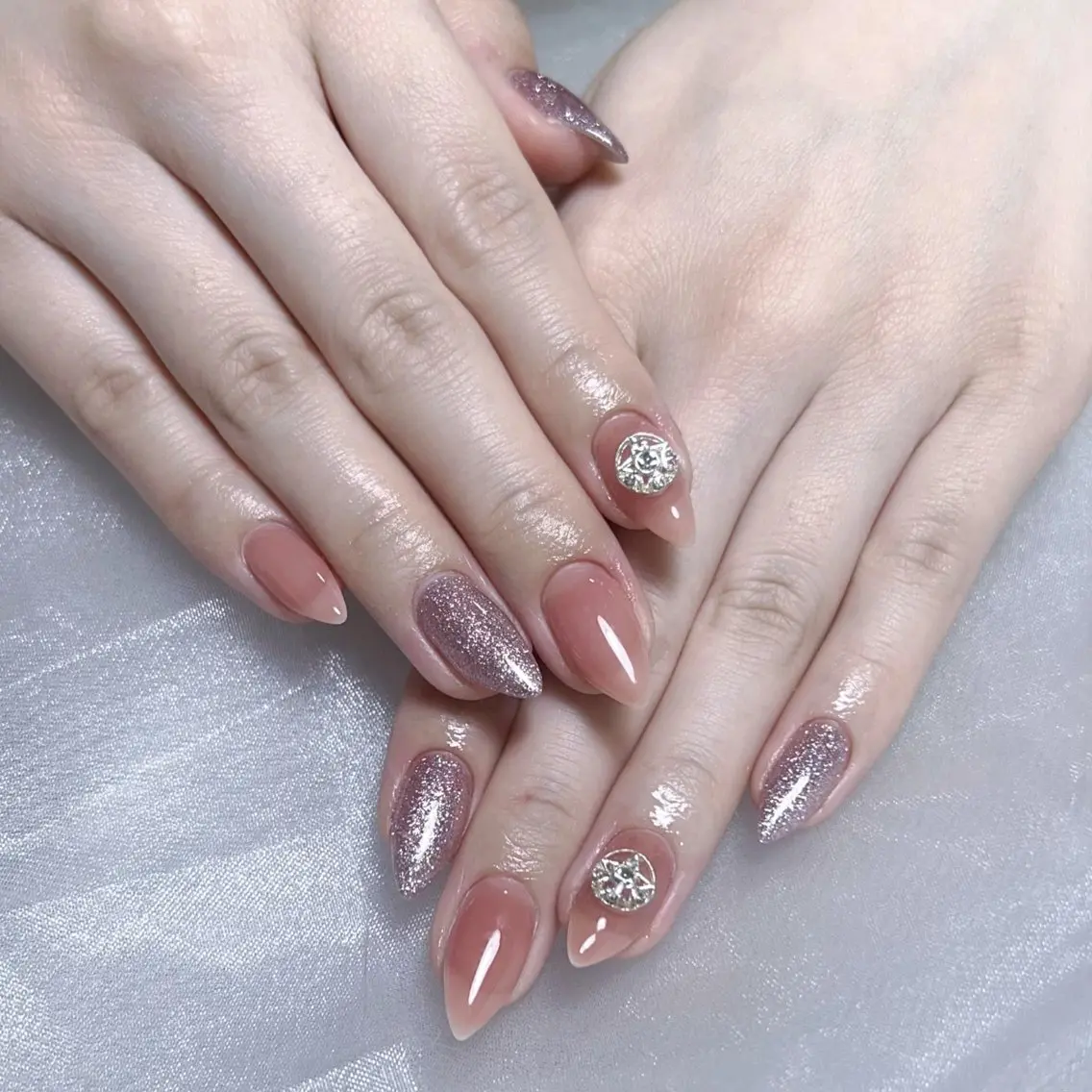 メンズ ネイル メンズ韓国風 アートネイル オーロラネイル ガーリー キラキラネイル ハンドネイル Nail salon 木にいるのネイルデザイン