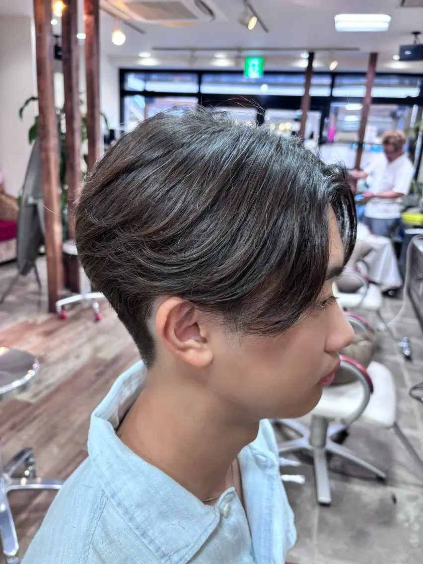 メンズ センターパート メンズカットモデル 募集🫧Hina🫧のヘアスタイル