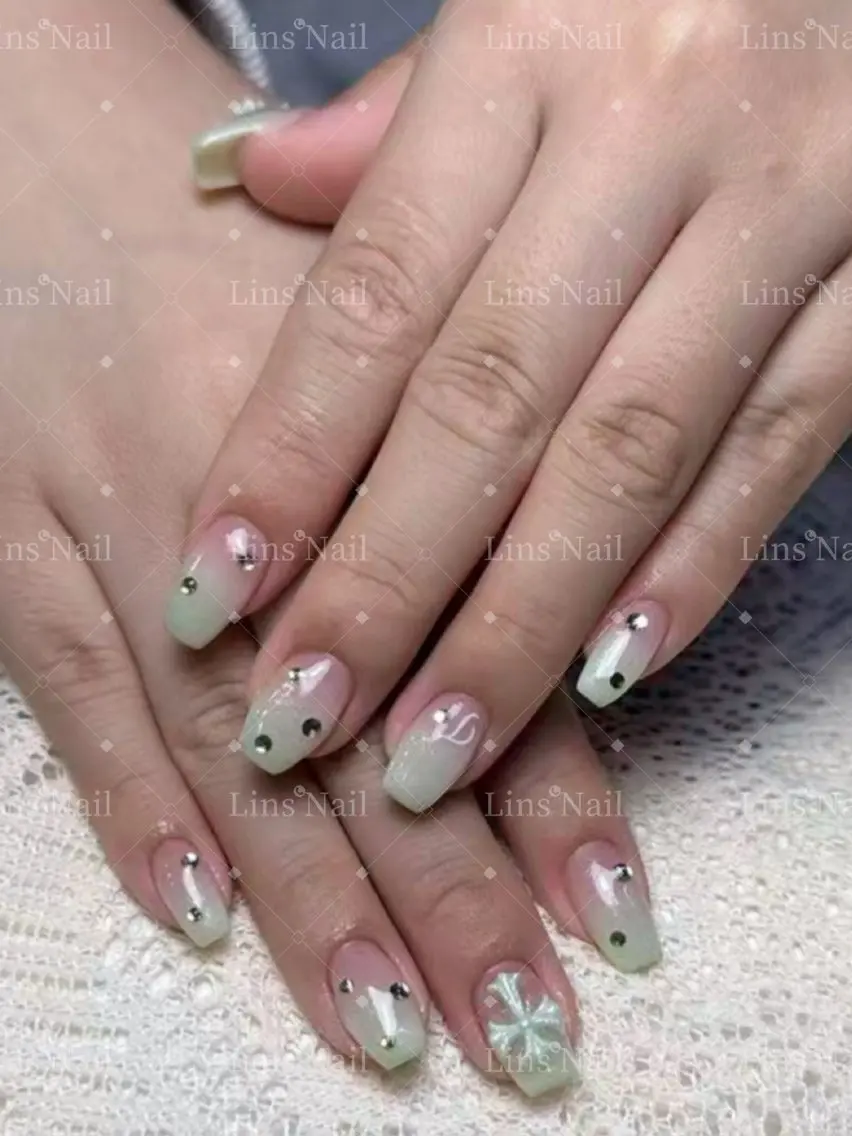 ネイル ハンドネイル Lins Nailのネイルデザイン