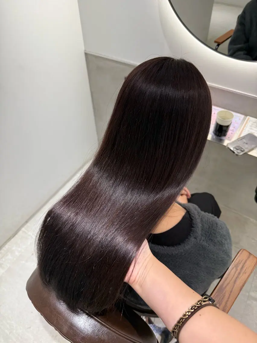 ロング 髪質改善 トリートメント ヘアカラー トリートメント 艶髪カラー🫧 髪質改善🪽萩原のヘアスタイル