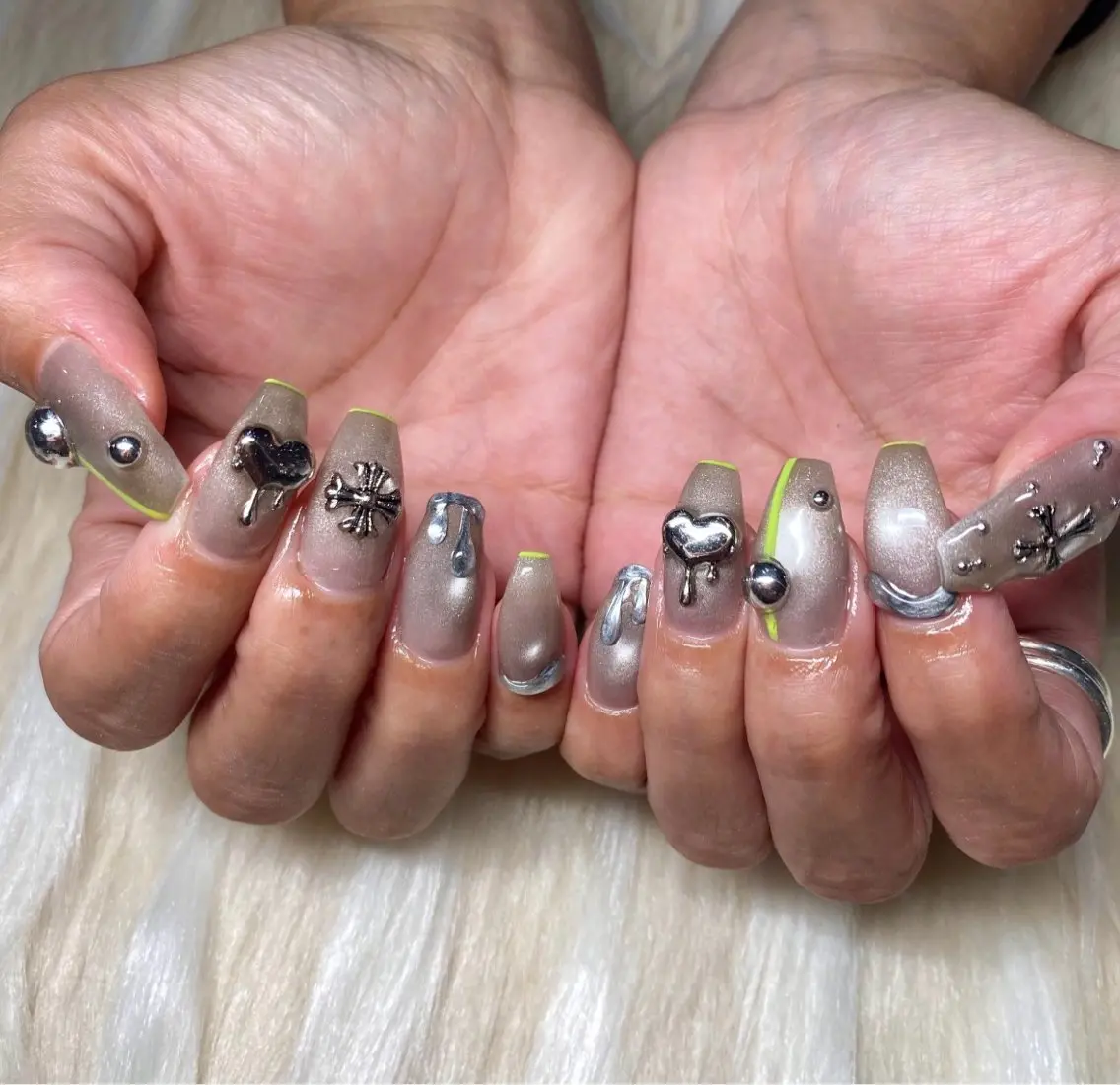 ネイル フラッシュネイル フレンチネイル ジェルネイル グラデーション ハート ハンドネイル Nail&eye Belire 新宿のネイルデザイン