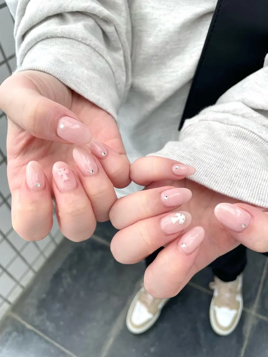 ネイル ストーンネイル ハンドネイル Nail ヌシん家 AKANEのネイルデザイン