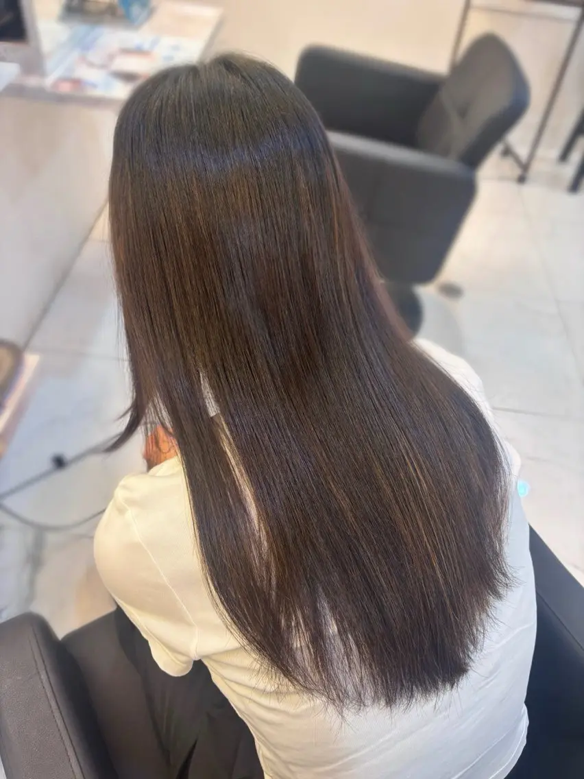 ロング トリートメント 𝐿𝑒𝑒 四ツ橋 𝑅𝐴𝑁𝐴のヘアスタイル