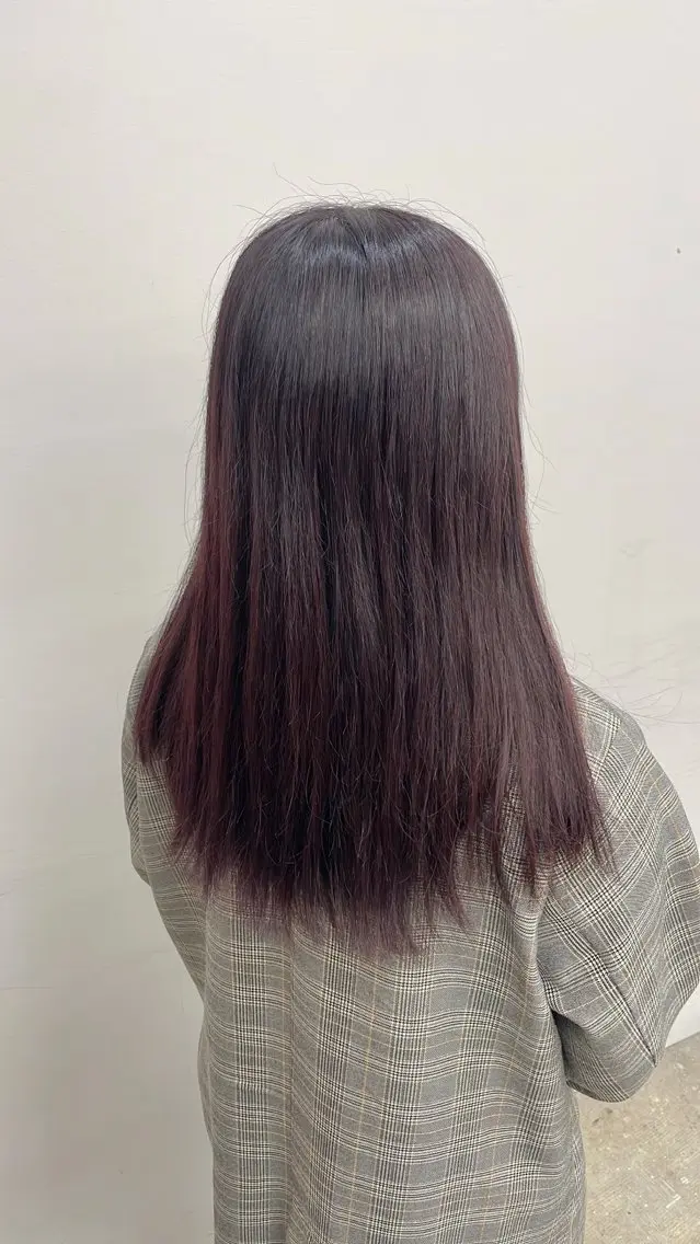 セミロング 吉川 莉央のヘアスタイル