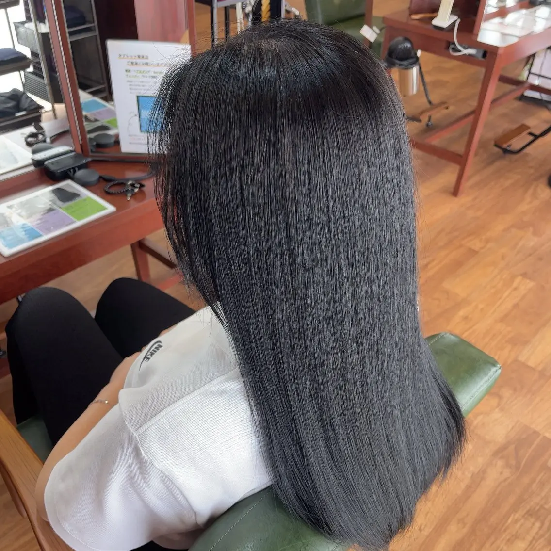 ロング カラー 黒髪 ブルーカラー ブルーブラック 透明感カラー 学生 Amaris おおしまのヘアスタイル