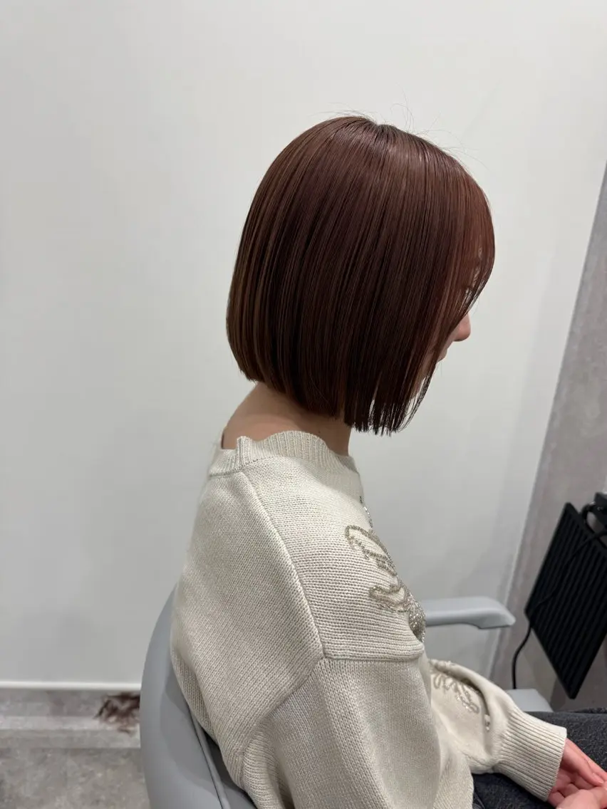 ショート カット ヘアカラー トリートメント RAISE by_WHITEのヘアスタイル