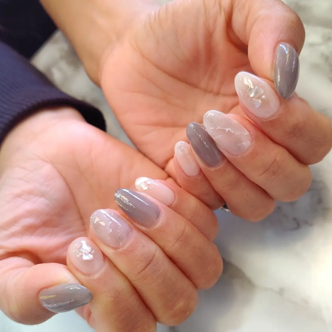 ネイル ニュアンスネイル ジェヌインネイル 河内のネイルデザイン
