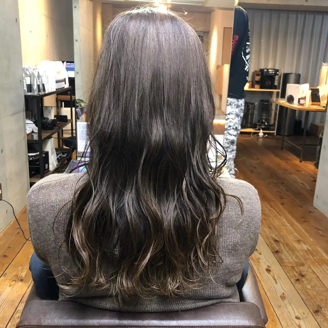ロング カラー ダブルカラー ハイライトカラー ハイライト nagisa /縮毛矯正のヘアスタイル
