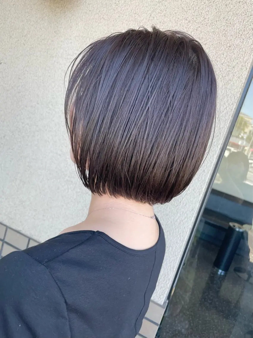 ショート カラー アッシュ アッシュブラウン ブラウンカラー ヘアカラー 沢田 瞳のヘアスタイル
