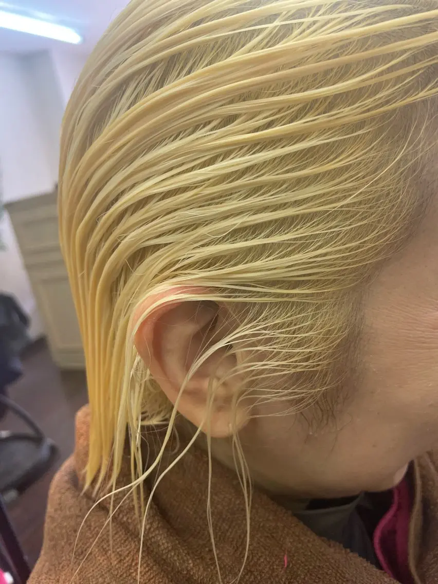 ショート カラー 桧山 真のヘアスタイル