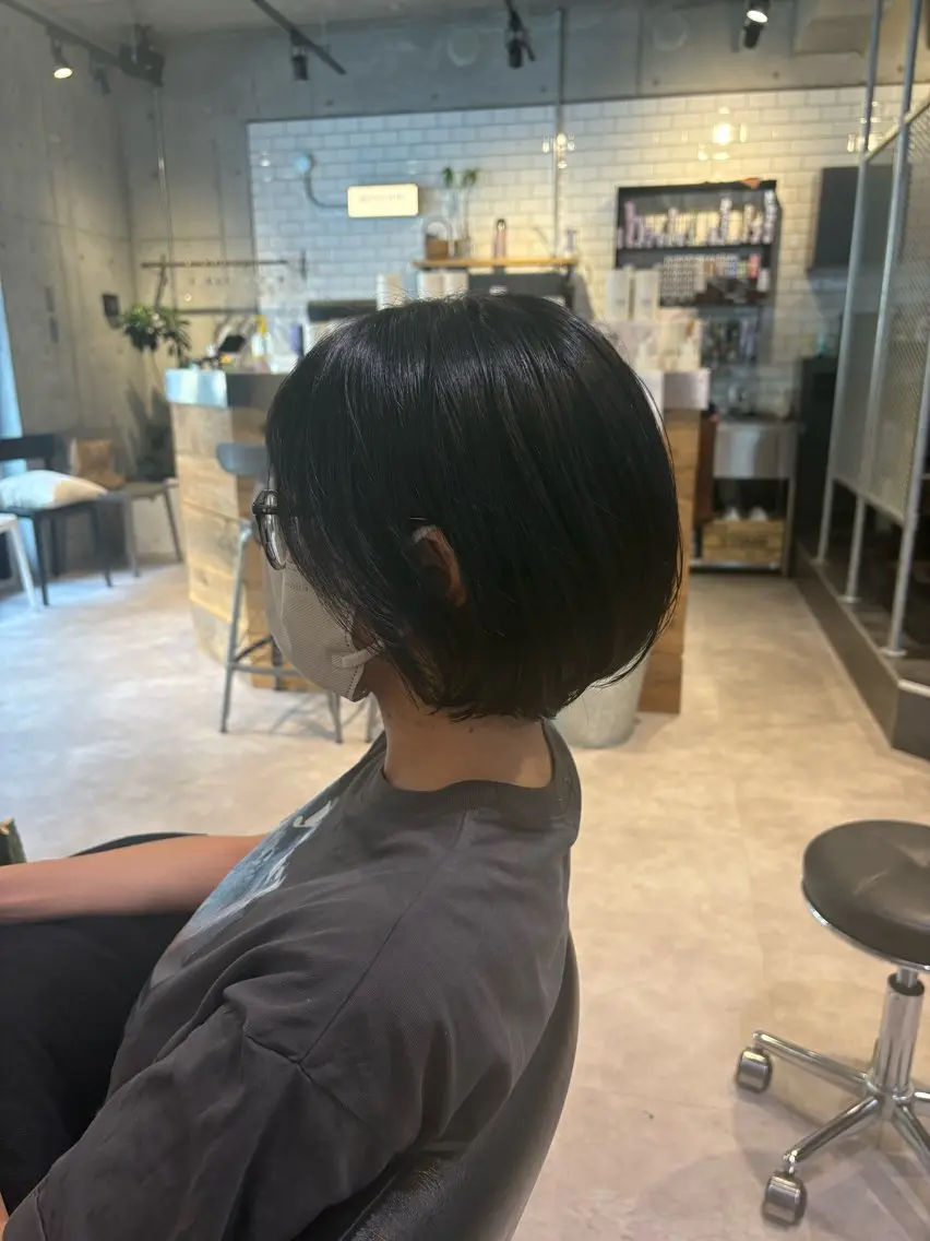 ショート カット ヘアカラー トリートメント 韓国ヘアー🇰🇷 MIWAのヘアスタイル