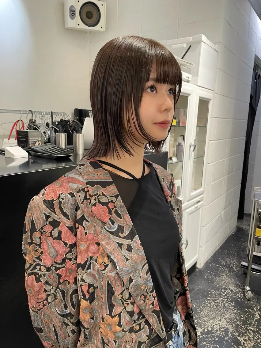 ミディアム カラー ヘアアレンジ キッズ ベージュカラー ブリーチ オリーブベージュ カット ヘアカラー トリートメント 艶ハイトーン/ヘア アレンジAYAKAのヘアスタイル