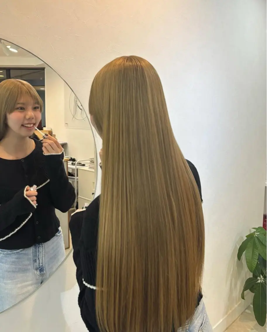 カラー ブリーチ ボブ ヘアカラー ハッシュカット・ハイ レイヤー/kanonのヘアスタイル
