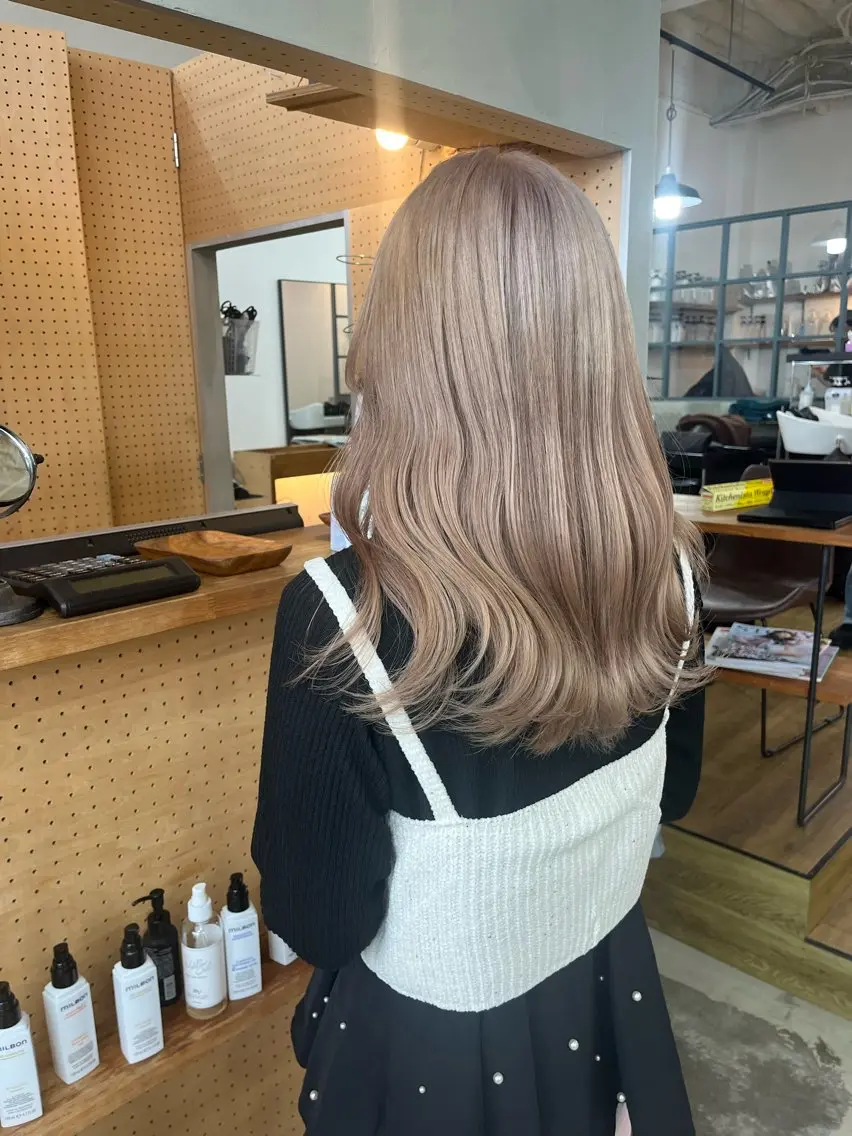 ロング カラー 平野 朋未のヘアスタイル