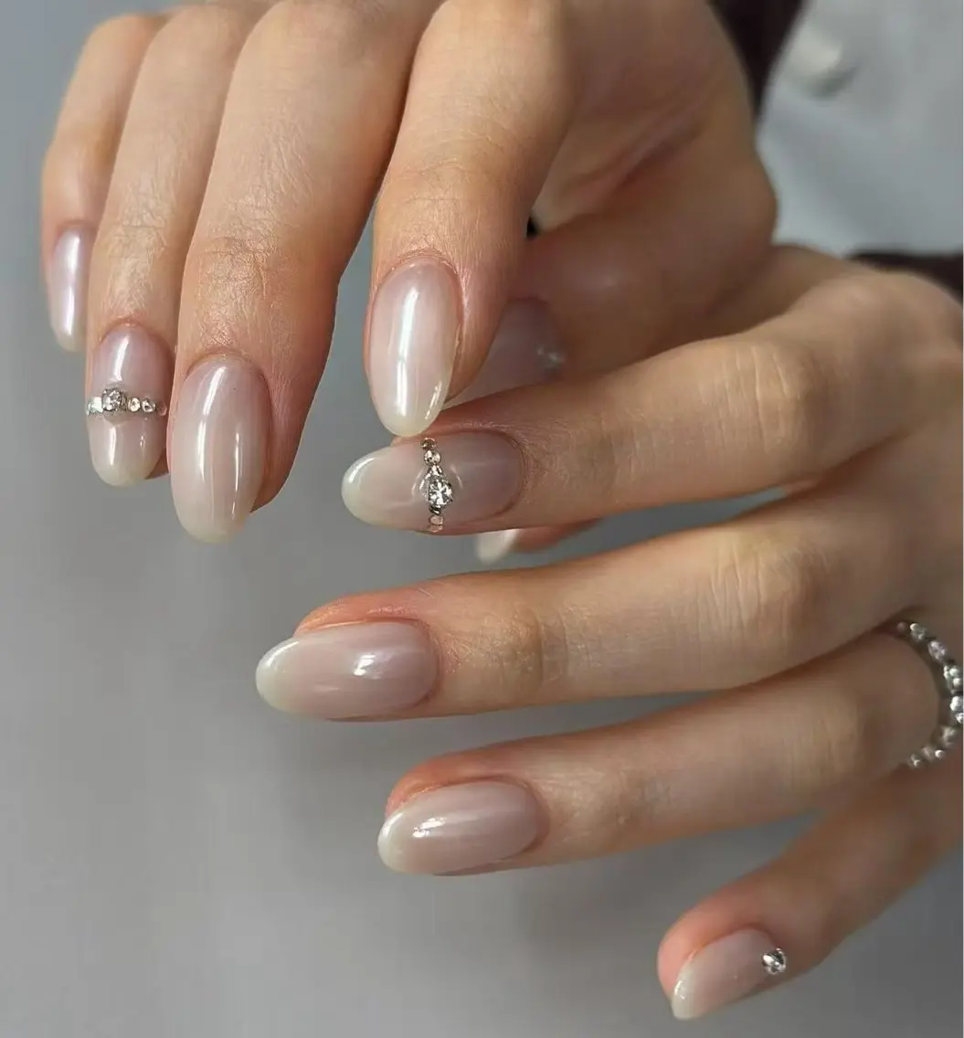 ネイル オーロラネイル フラワーネイル フットネイル フレンチネイル ジェルネイル ハンドネイル BabyYouMi nailのネイルデザイン