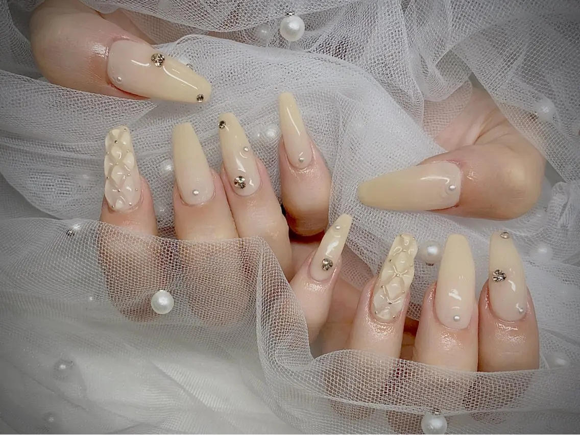 ネイル I-nailロング /ワンホン/キラキラのネイルデザイン