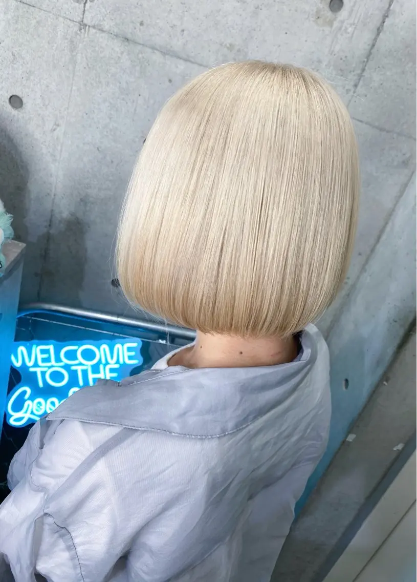 ショート カラー ベージュカラー ホワイトベージュ 國分 伸也のヘアスタイル