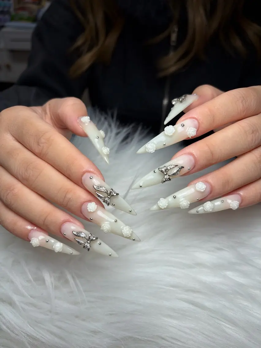 ネイル アートネイル 長さ出し ジェルネイル マグネットネイル ニュアンスネイル ハンドネイル Cloudy Chan Nailのネイルデザイン