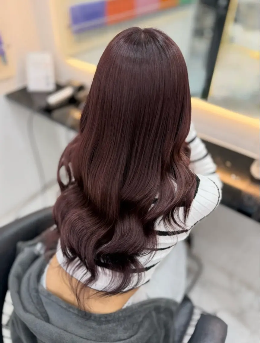 ロング カラー ブリーチ ダブルカラー ヘアカラー トリートメント 銀座🪽⋆.* MIKIのヘアスタイル