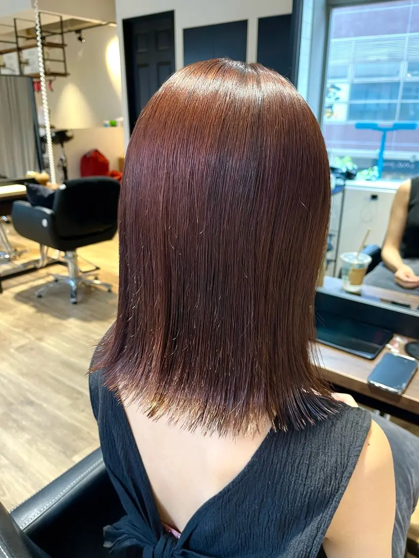 ミディアム カラー パーマ ブラウンカラー バイオレットカラー 縮毛矯正 ✨艶髪✨ 奈須晴香のヘアスタイル