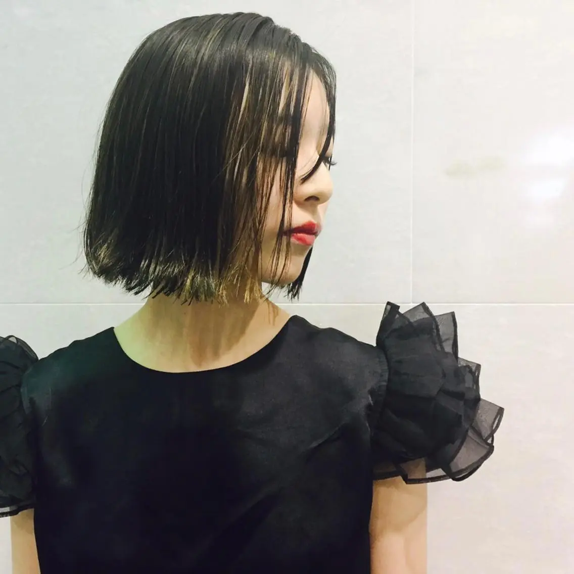 ショート カラー 澤田 真弥のヘアスタイル