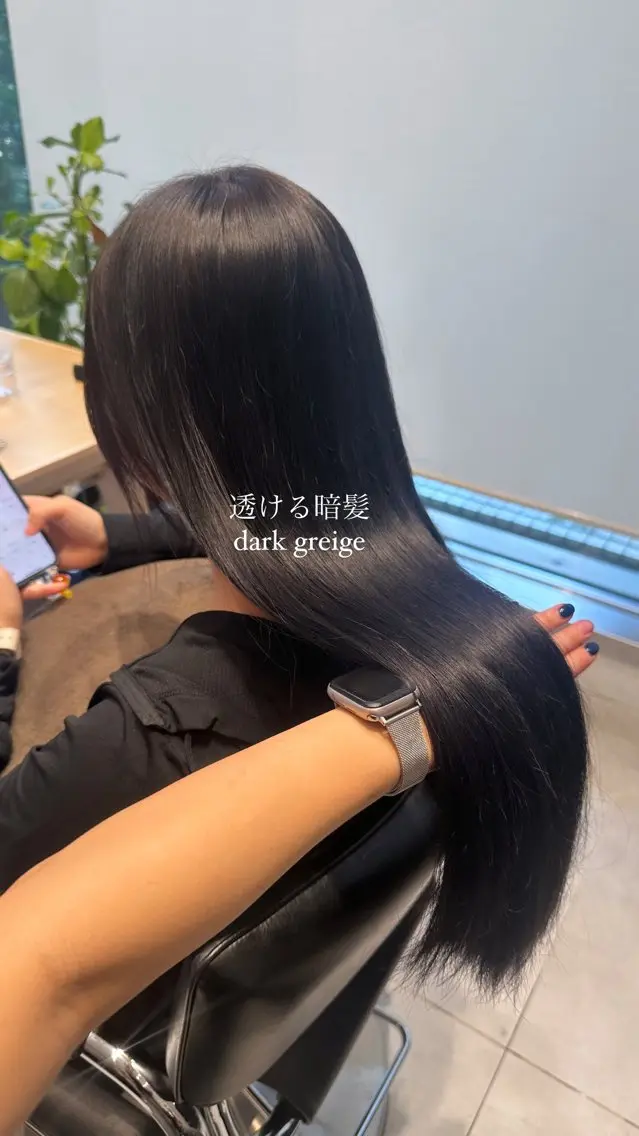セミロング カラー トリートメント ヘッドスパ ヘアセット ミオ💎ショート 透ける暗髪のヘアスタイル