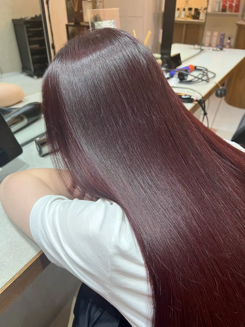ロング カラー Shiro RENのヘアスタイル