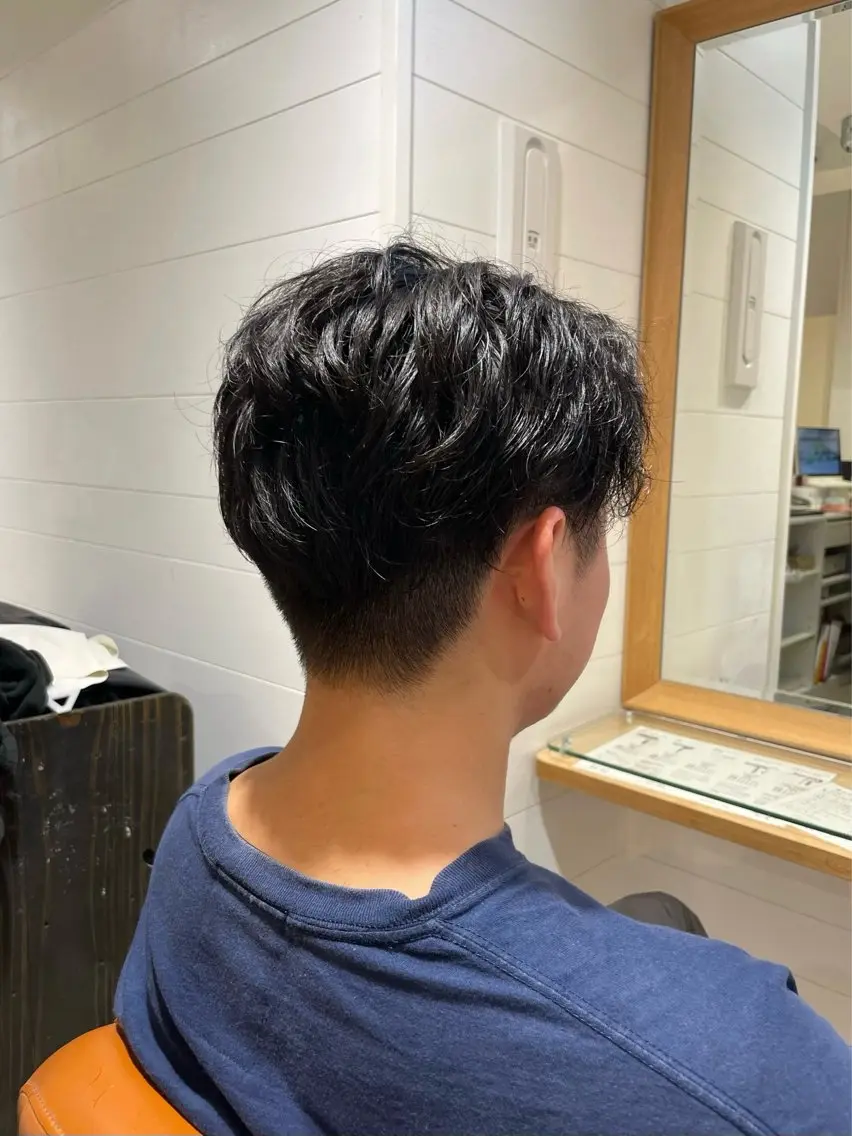 メンズ カット 🐝メンズハイライト …Rioのヘアスタイル