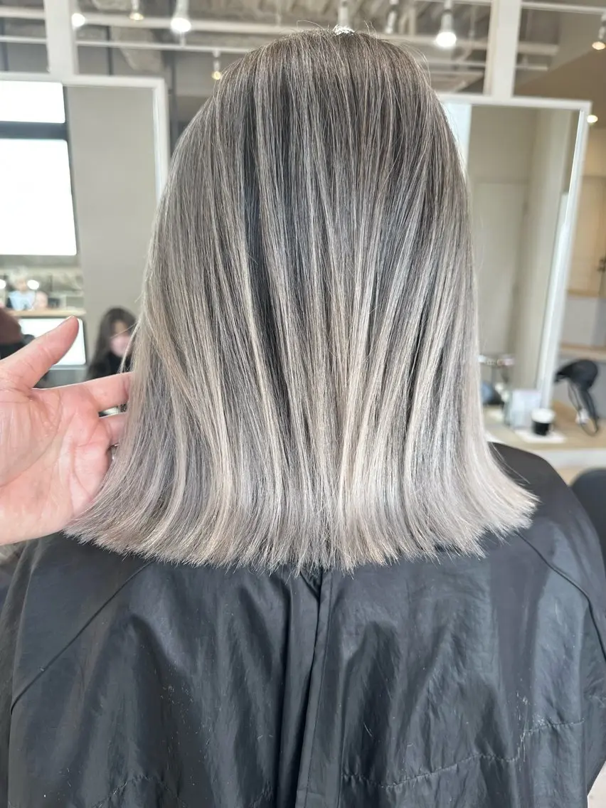 ショート カラー ヘアカラー トリートメント 井上 一平のヘアスタイル