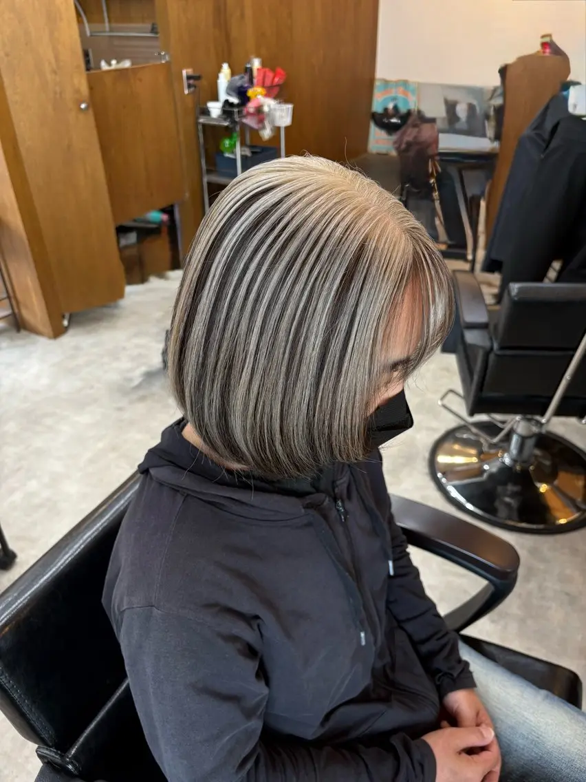 ミディアム ヘアカラー トリートメント まろやかなベージュ 小池春樹のヘアスタイル