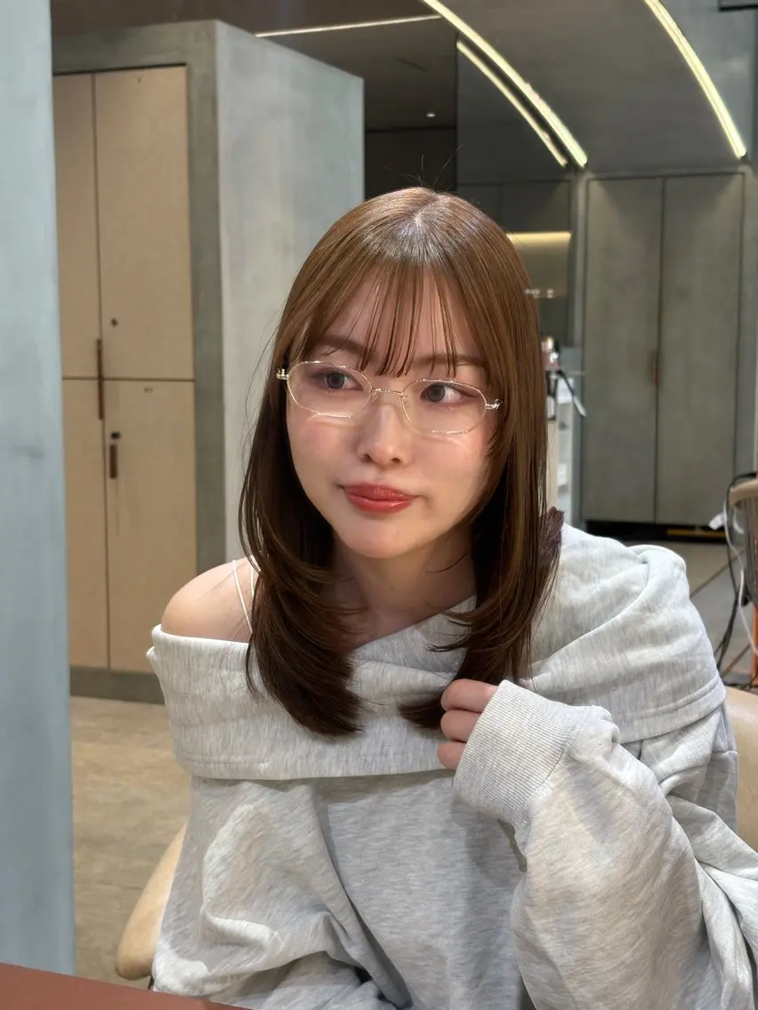 セミロング カラー ベージュカラー ブラウンカラー 透明感カラー マロンブラウン オリーブベージュ カット ヘアカラー トリートメント 顔周りレイヤーカット /髪質改善/ゆう🤍のヘアスタイル
