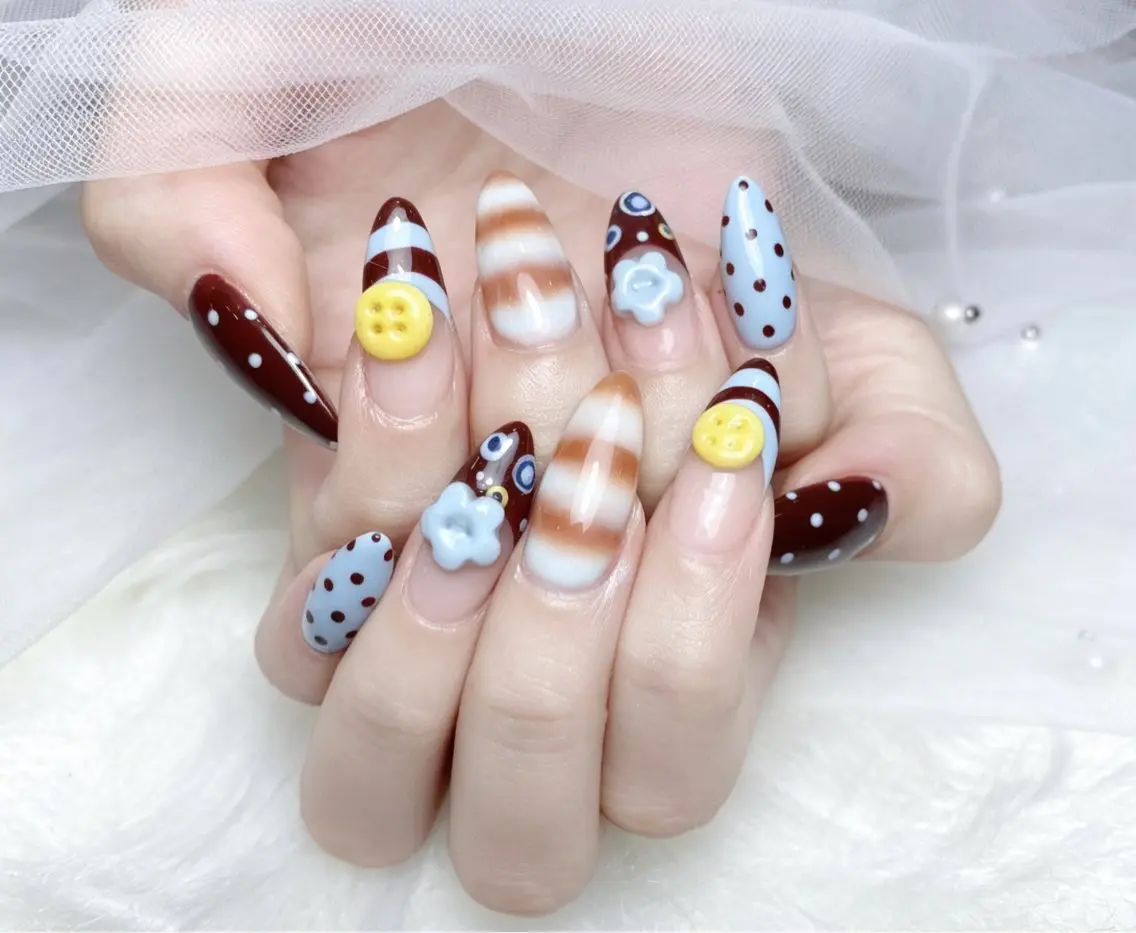 ネイル ハンドネイル LANA NAILのネイルデザイン