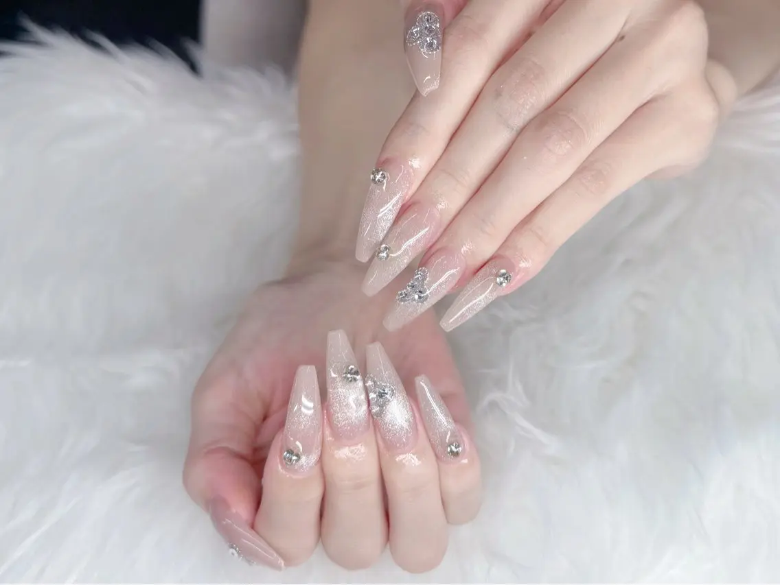 ネイル 韓国ネイル ハンドネイル GOHOUBI Nail 心斎橋店のネイルデザイン