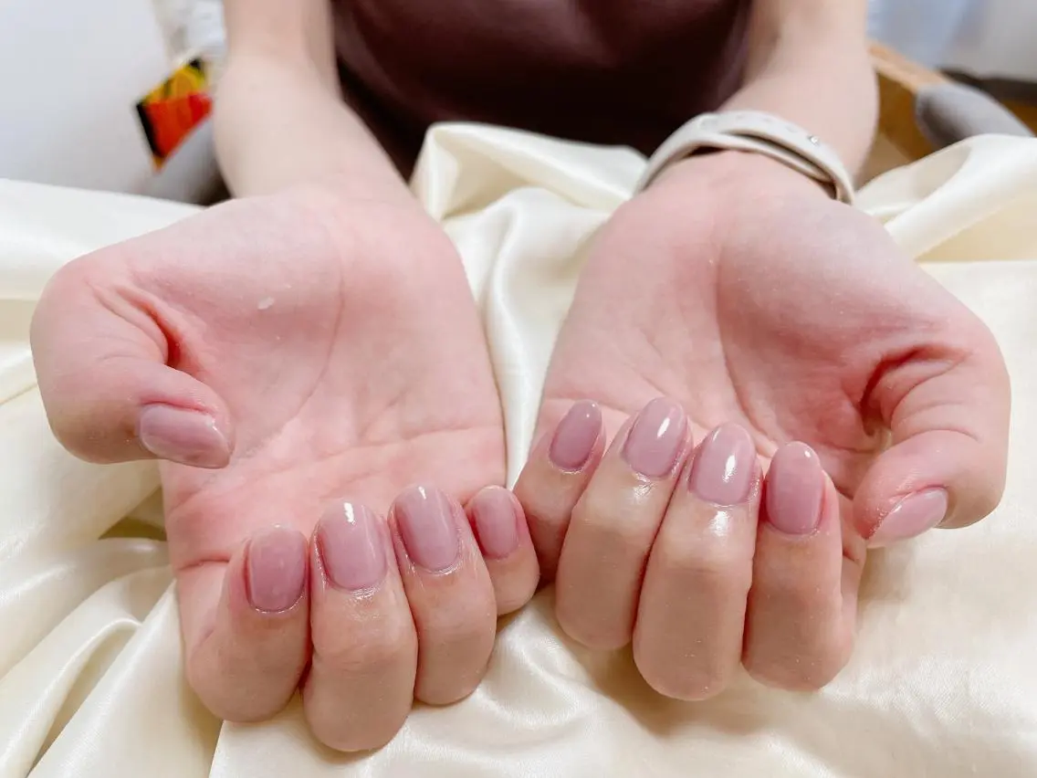 ネイル ワンカラーネイル ハンドネイル mogunail &blowのネイルデザイン