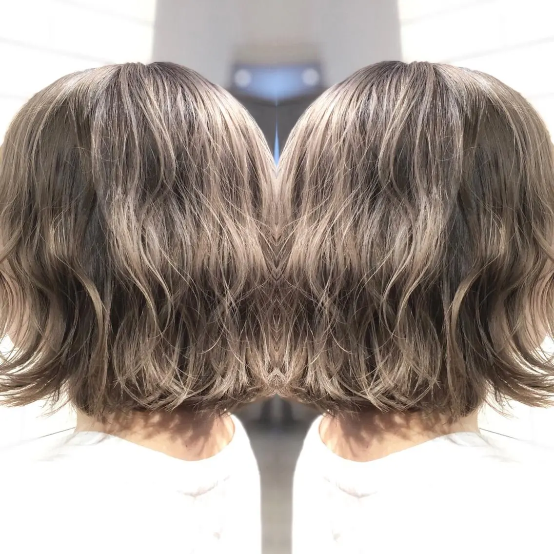 ミディアム カラー ヘアアレンジ ブリーチ ハイトーンカラー シルバー ヘアカラー トリートメント ヘアセット 髪質改善×ハイトーン 中田啄也のヘアスタイル