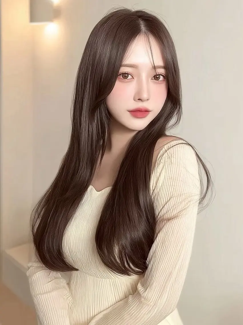 ロング ボブ 顔まわりレイヤー 韓国風ヘア レイヤーカット ウルフカット 岡田 望愛🫧のヘアスタイル
