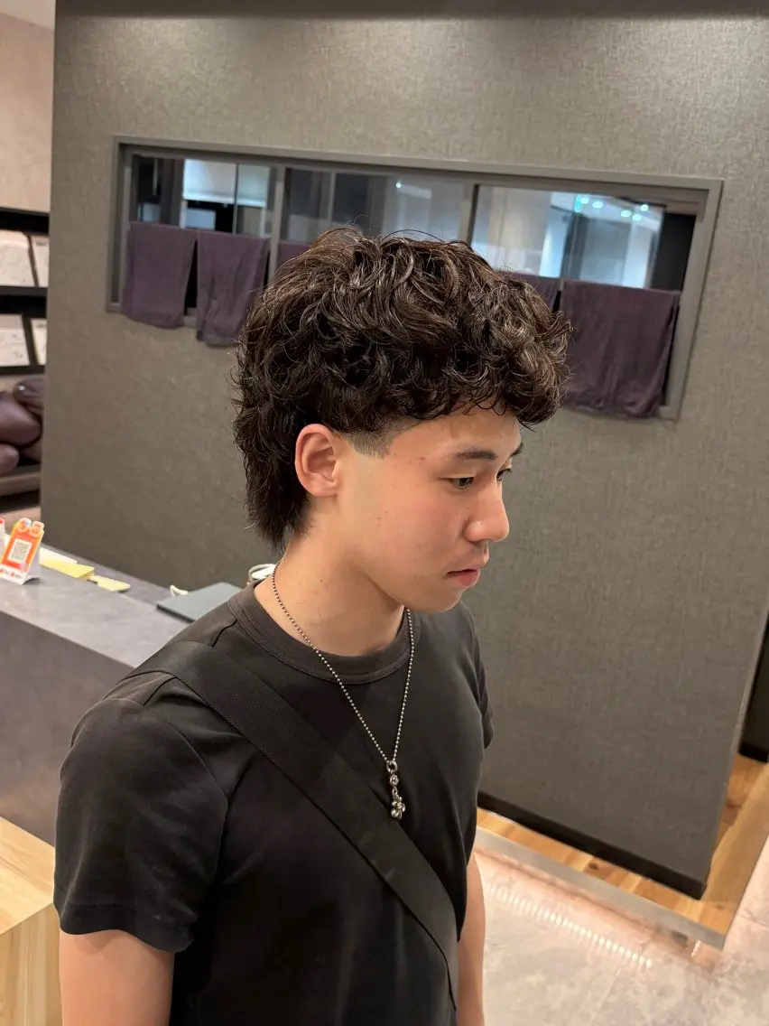 パーマ メンズ メンズパーマ マレットヘア miyu メンズカットモデルのヘアスタイル