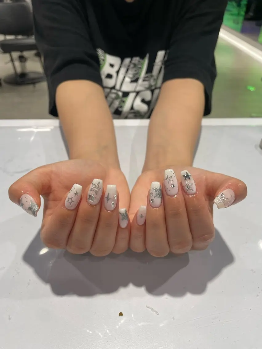 ネイル クルミ/ 💕ワンホンネイルのネイルデザイン
