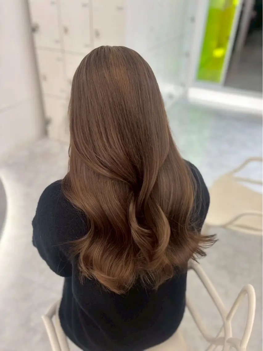 ロング カラー 上品モテヘア🩶 karen🩶のヘアスタイル
