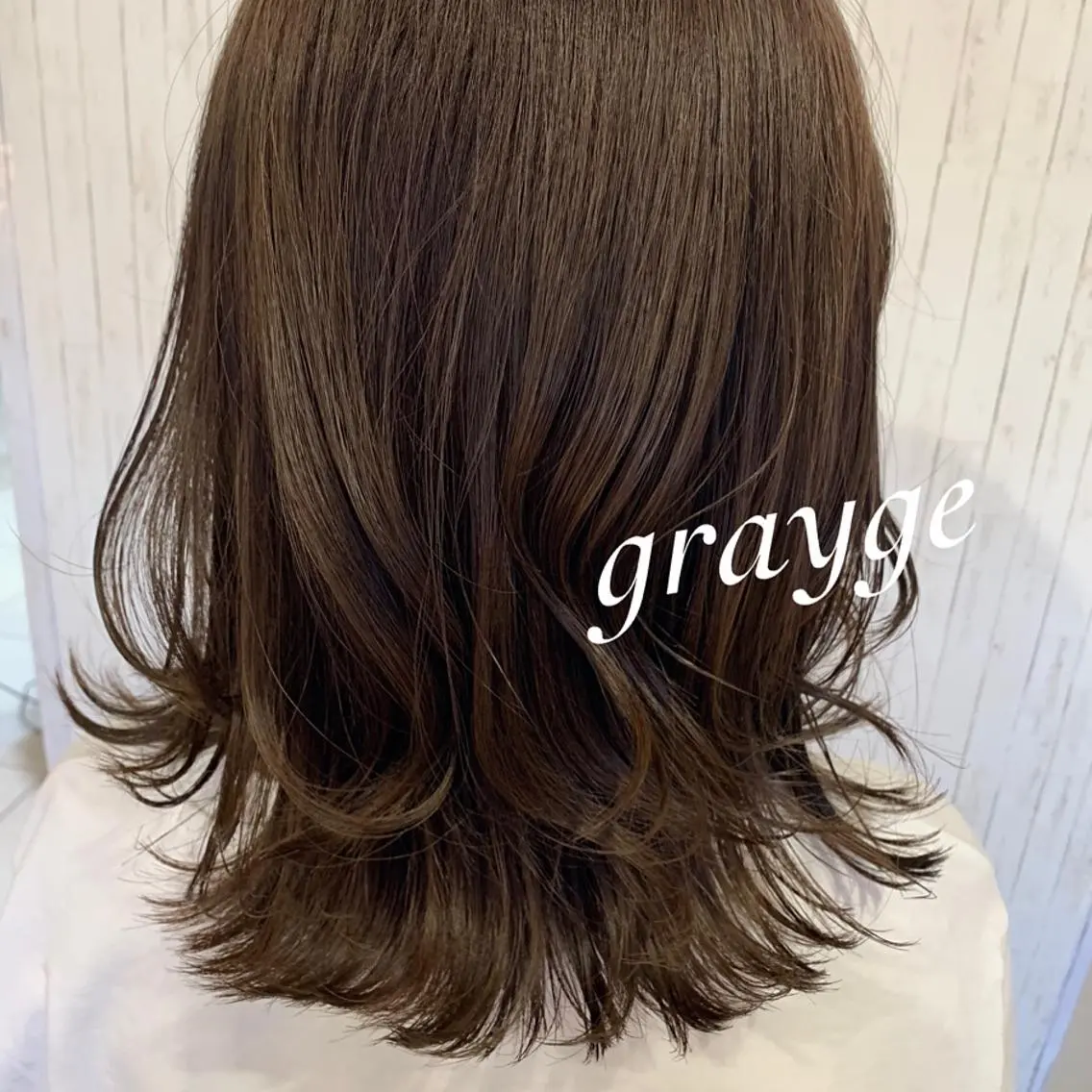 セミロング カラー グレージュ カぺリベラ 香里園店のヘアスタイル