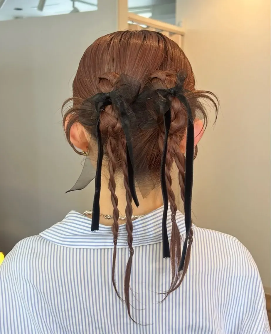 セミロング ヘアアレンジ ヘアセット Hanon 掛水　美桜のヘアスタイル